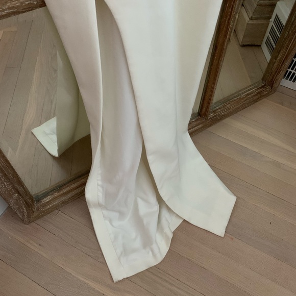 NWT LIKELY x REVOLVE Elston Creamy White Keyhole Halter Neck Slit Maxi Dress 4 - Picture 9 of 16